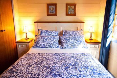 Minimbah Farm Cottages Family Farmstay Choose From 2 & 3 Bedroom Cottages & 6 Bedroom House - Nambucca Heads Accommodation 2
