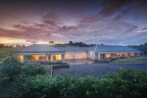 Emerald Lodge - Nambucca Heads Accommodation 4