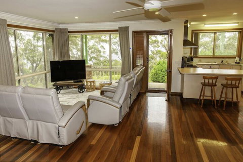 Highland View - Nambucca Heads Accommodation 3