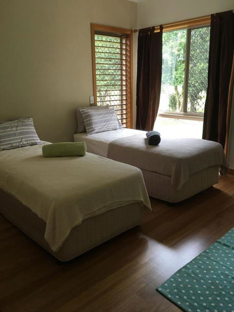 Cairns Homestead Acreage Pet & Family Friendly - Nambucca Heads Accommodation 6