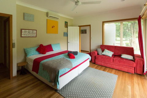 Cairns Homestead Acreage Pet & Family Friendly - Nambucca Heads Accommodation 3