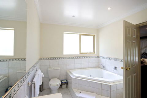 Sanctuary House Resort Motel - Nambucca Heads Accommodation 7