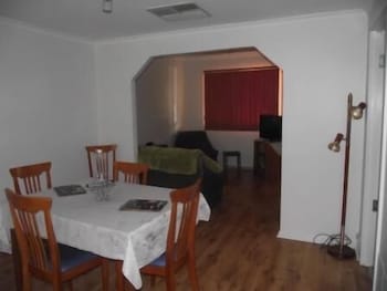 Aly's Cottage - Nambucca Heads Accommodation 1