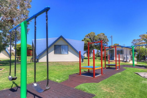 Beach Cabins Merimbula - Nambucca Heads Accommodation 4