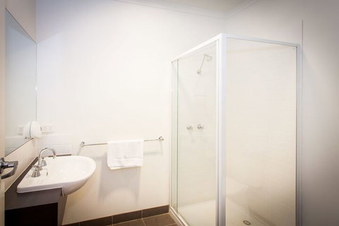 The Island Accommodation - Hostel - Nambucca Heads Accommodation 6