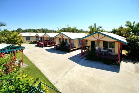 Dolphin Sands Holiday Villas - Nambucca Heads Accommodation 3