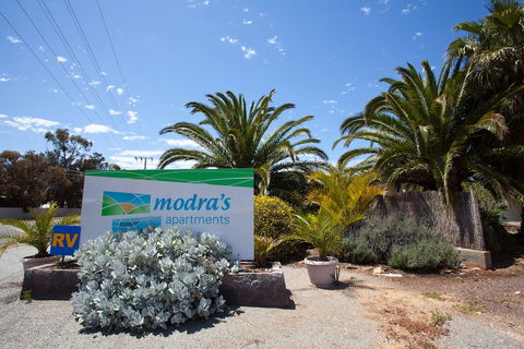 Modra's Apartments - Nambucca Heads Accommodation 1