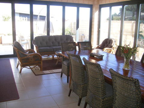 Santa Maria Executive B & B Fremantle - Nambucca Heads Accommodation 5