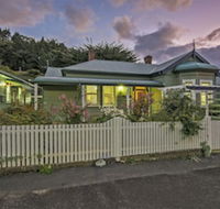 Mt Lyell Anchorage - Nambucca Heads Accommodation