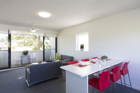 Western Sydney University Village - Campbelltown Campus - Nambucca Heads Accommodation 5