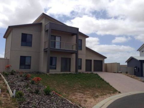 Relax On Par - Nambucca Heads Accommodation 6