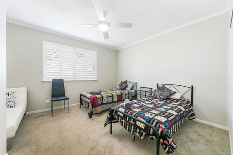 Redcliffe Peninsula Penthouse - Nambucca Heads Accommodation 6