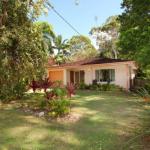 35 Santa Monica Avenue Coolum Beach Pet Friendly Linen Included - Nambucca Heads Accommodation 0