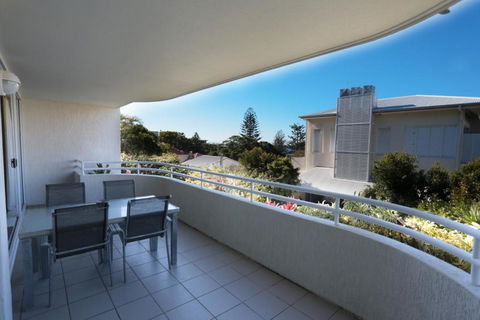 Visit The Cote DAzur In Sunshine Beach - Nambucca Heads Accommodation 1
