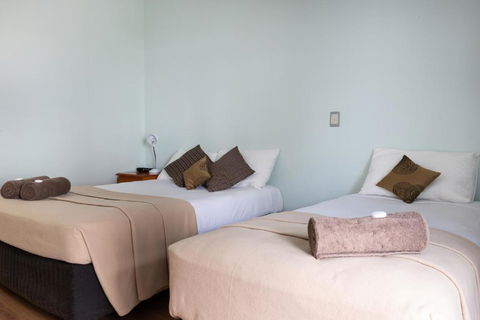 Accommodation On Denham - Nambucca Heads Accommodation 2