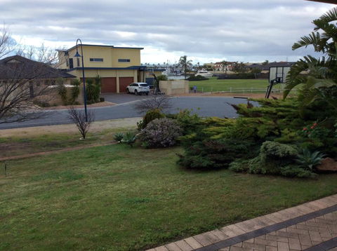 Marina Park View - Nambucca Heads Accommodation 2
