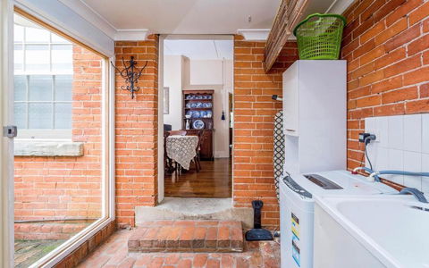 Azile 1875 Heritage Victorian Duplex - Nambucca Heads Accommodation 2