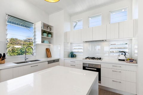 Paperbark A Luxury Duplex In Sunshine Beach - Nambucca Heads Accommodation 1