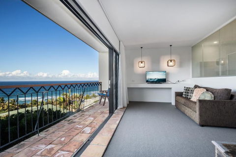 Tuscan Inspired Townhouse Minutes From The Beach - Nambucca Heads Accommodation 4