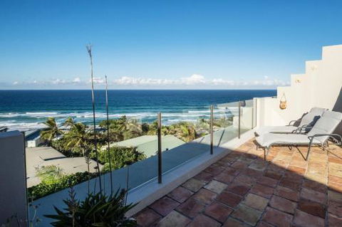 Tuscan Inspired Townhouse Minutes From The Beach - Nambucca Heads Accommodation 5