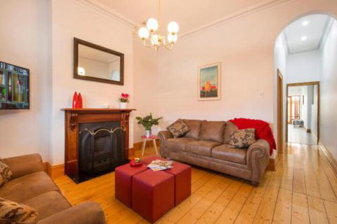 Carrington Charm CBD WiFi Parking - Nambucca Heads Accommodation 6