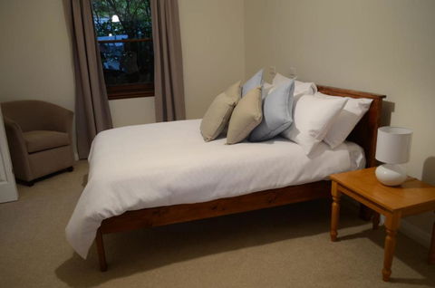 Coolamon On Marsh Armidale - Nambucca Heads Accommodation 3