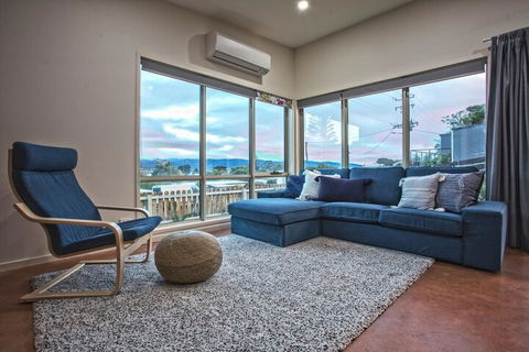 The Hill House - Nambucca Heads Accommodation 7