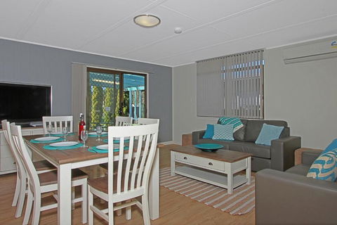 Baltica Beach House - Nambucca Heads Accommodation 1