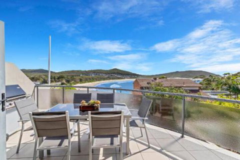 Pacific Drive 14 Fingal Bay - Nambucca Heads Accommodation 0
