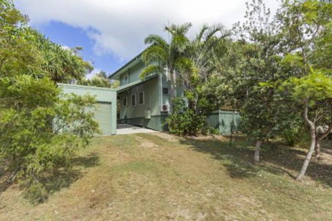 Grevillea - Nambucca Heads Accommodation 6