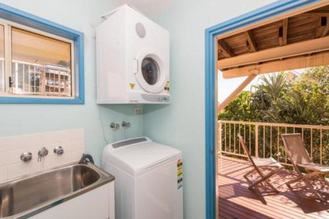 At Cylinder Unit 2 - Nambucca Heads Accommodation 3
