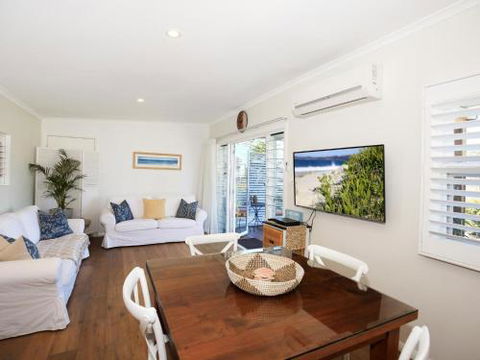 Jervis Bay Beach Shack Pet Friendly - Nambucca Heads Accommodation 4