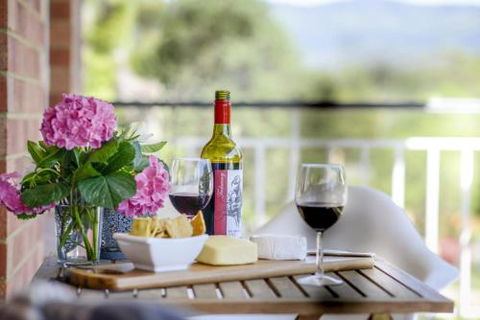 Myrtle Tree Lodge Flowers Kangaroo Valley - Nambucca Heads Accommodation 4