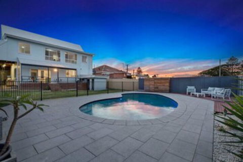 Waterview Beach House - Nambucca Heads Accommodation 0