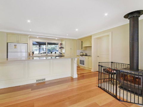 Camelot Superbly Proportioned & Ideally Located - Nambucca Heads Accommodation 2