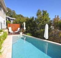 STUNNING HOME WITH SPECTACULAR VIEWS  CLOSE TO THE BEACH - Nambucca Heads Accommodation