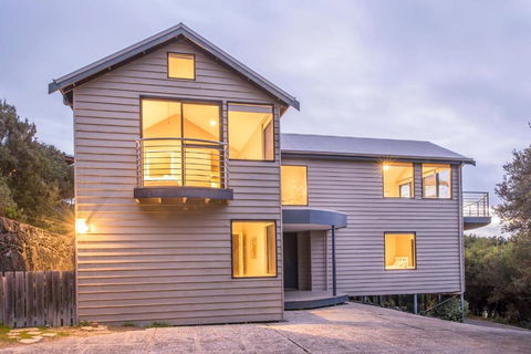 Top Of The Hill - Nambucca Heads Accommodation 2