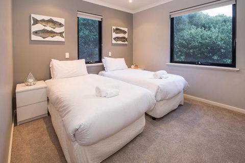 Top Of The Hill - Nambucca Heads Accommodation 5