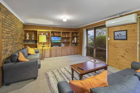 Dolf Inn Pet Friendly & Close To Town - Nambucca Heads Accommodation 6