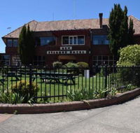 New Ivanhoe Hotel