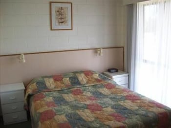 Black Swan Motor Inn - Nambucca Heads Accommodation 2