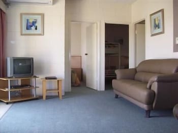 Black Swan Motor Inn - Nambucca Heads Accommodation 3