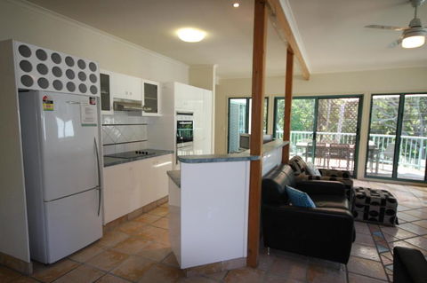 20 Orania Court Spacious Home With Swimming Pool - Nambucca Heads Accommodation 1