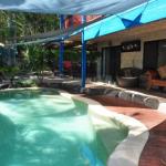43 Double Island Drive Two Level Holiday Home With Swimming Pool. Located Close To Beach & CBD - Nambucca Heads Accommodation 0