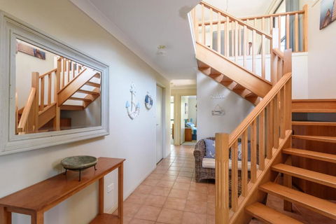 2 / 80 Cooloola Drive Comfortable & Cosy Unit Enjoying Ocean Views & Views To Fraser Island - Nambucca Heads Accommodation 1