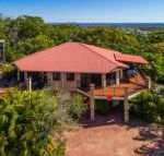 2 / 80 Cooloola Drive Comfortable  cosy unit enjoying ocean views  views to Fraser Island - Nambucca Heads Accommodation