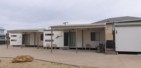 Rocks Retreat Cabin Dolphin - Nambucca Heads Accommodation 3