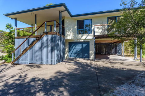 12 Ibis Court Highset Beach House With Natural Bushland Gardens & Covered Decks - Nambucca Heads Accommodation 1