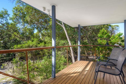 12 Ibis Court Highset Beach House With Natural Bushland Gardens & Covered Decks - Nambucca Heads Accommodation 4