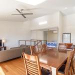 Unit 5 Rainbow Surf Modern Double Storey Townhouse With Large Shared Pool Close To Beach & Shop - Nambucca Heads Accommodation 0